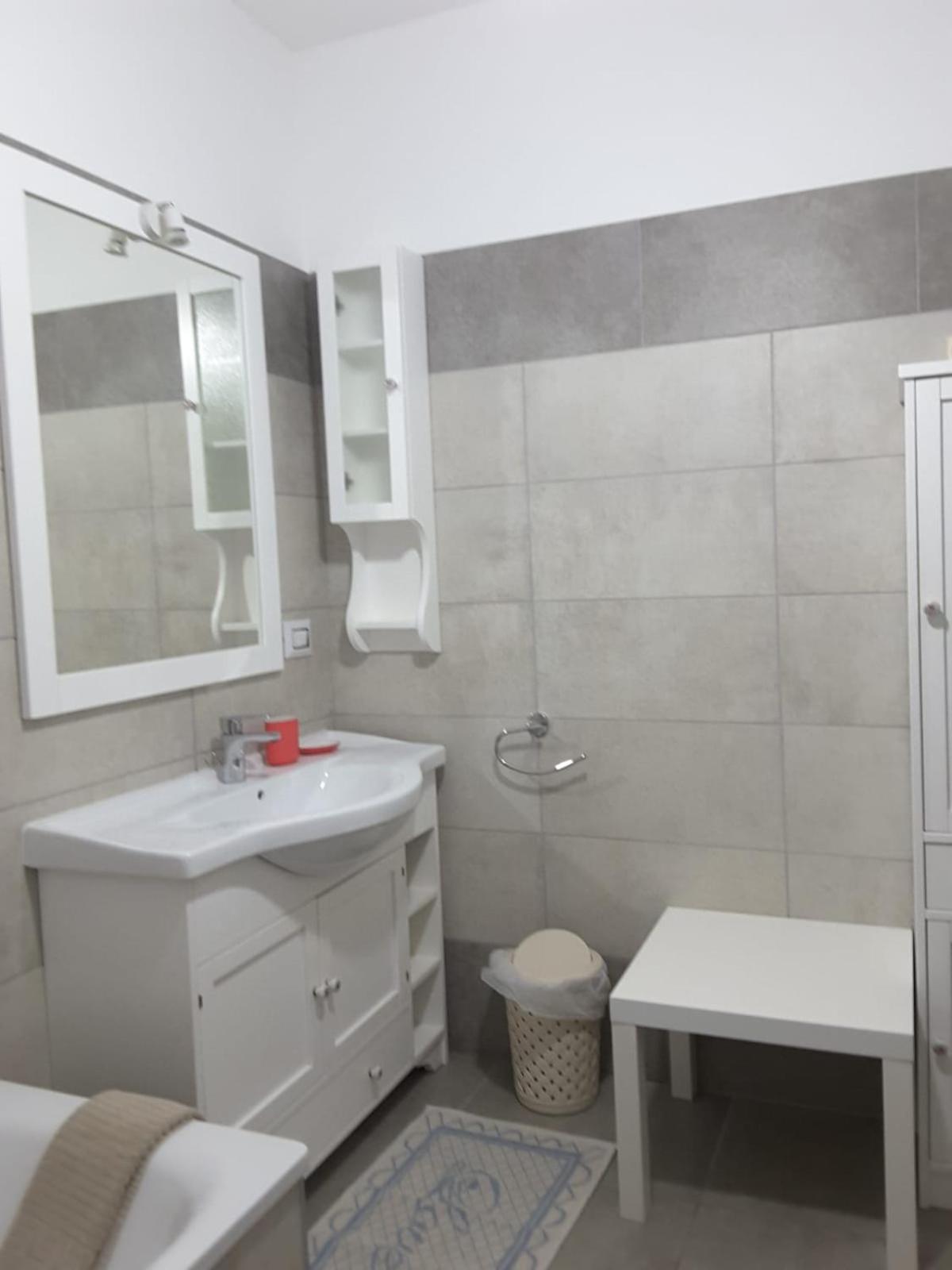 Lucrece Holiday Apartment Turin Exterior photo